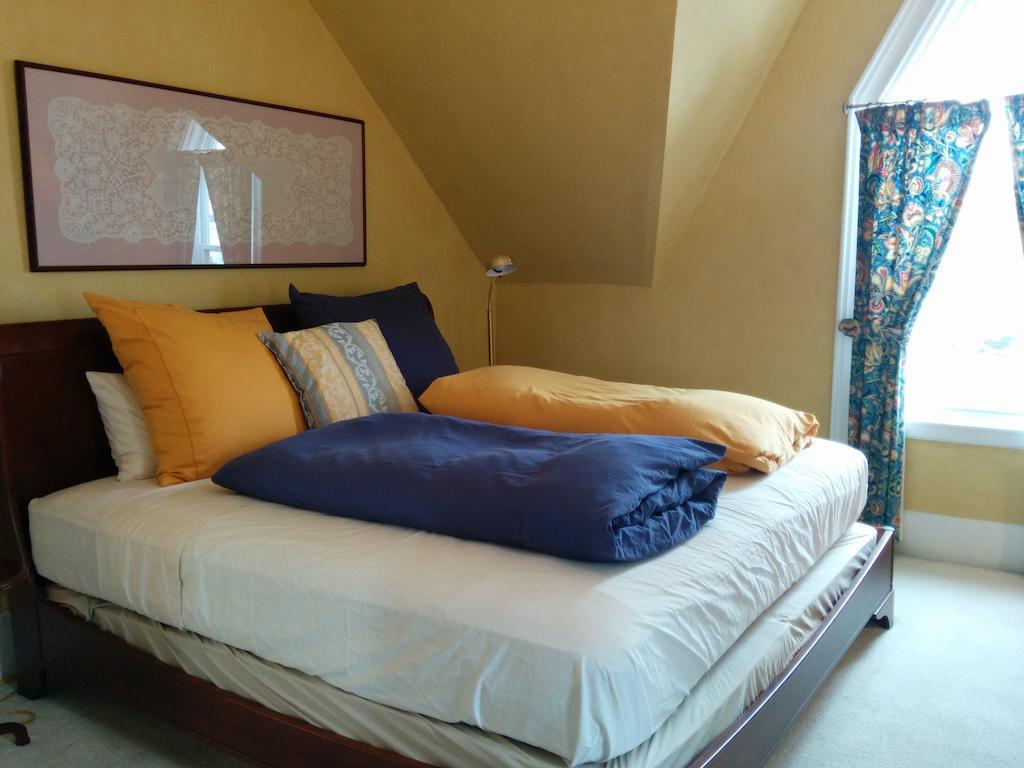 Fairmont House Bed & Breakfast Mahone Bay Δωμάτιο φωτογραφία